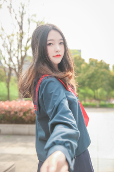 漂亮妈妈的LOGO