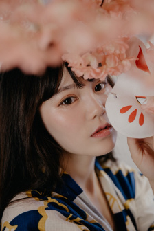隔壁的女人